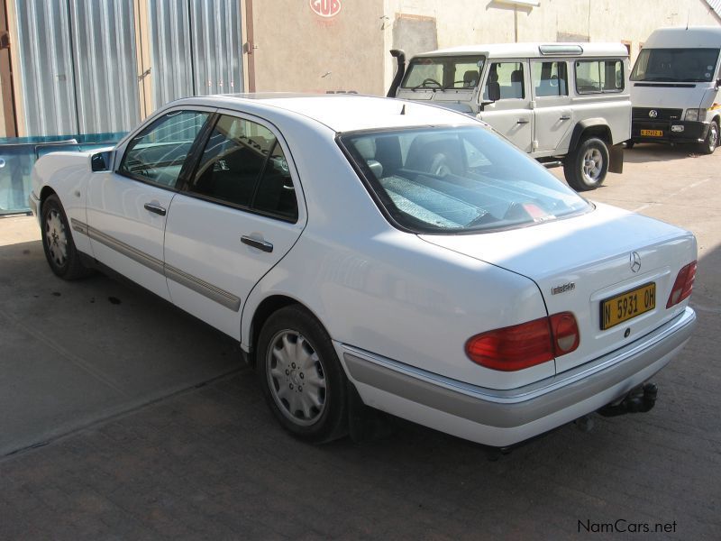 Mercedes-Benz E320 in Namibia