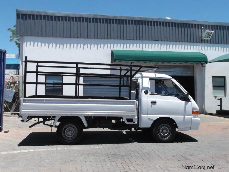Hyundai BAKKIE 2.6i D in Namibia
