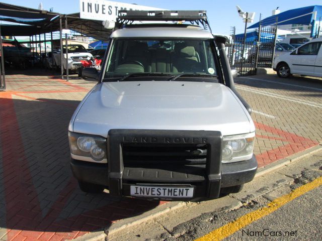 Land Rover Discovery in Namibia