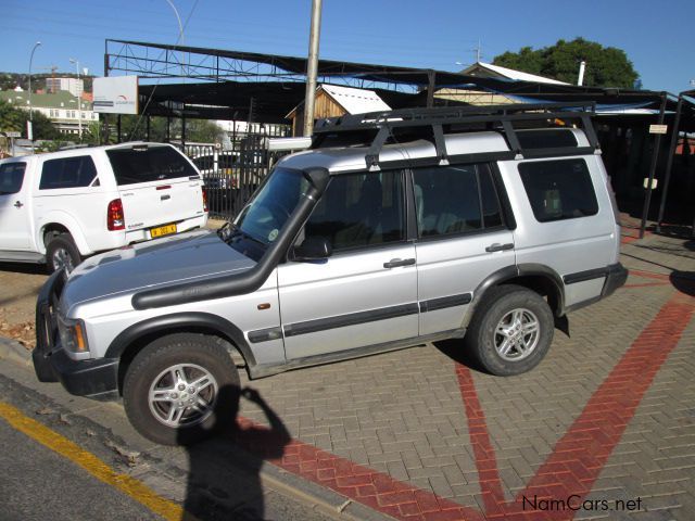 Land Rover Discovery in Namibia