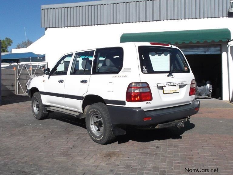 Toyota LAND CRUISER 100 GX 4.5P in Namibia