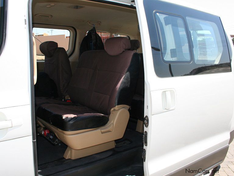 Hyundai H1 GLS 2.4 CVVT Wagon local in Namibia