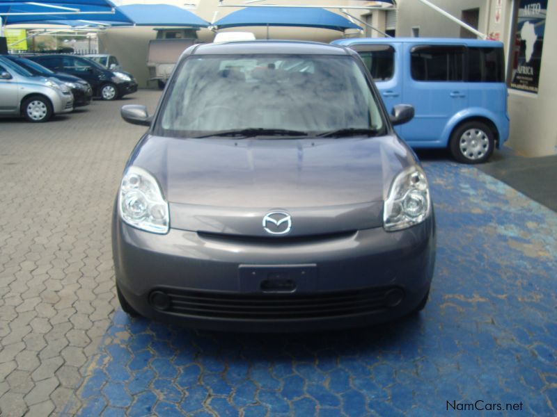 Mazda Verisa 1.5i Individual A/T in Namibia