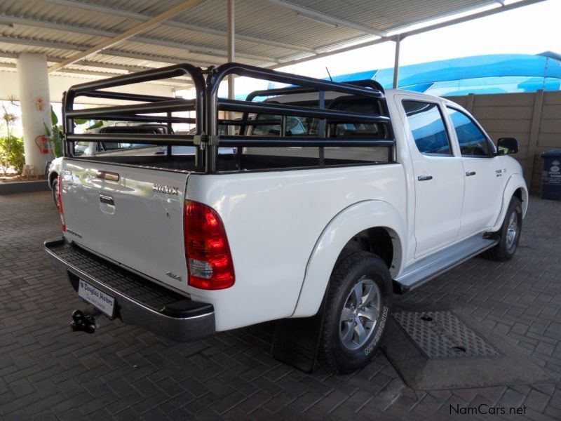 Toyota Hilux 4.0 V6 D/C 4x4 Auto in Namibia