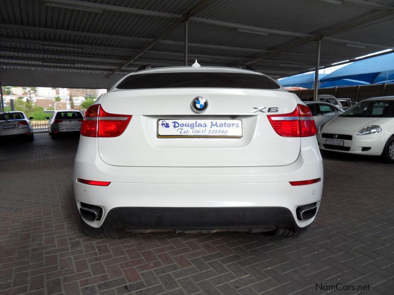 BMW X6 X-Drive 5.0i V8 in Namibia