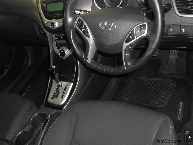 Hyundai Elantra 1.8 Gls Exec a/T in Namibia