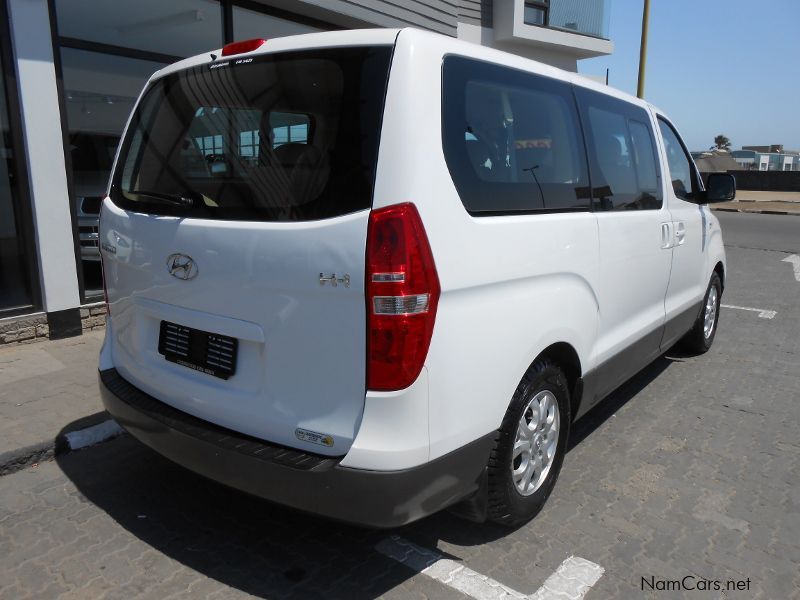 Hyundai H1 Bus 2.4 CVVT in Namibia