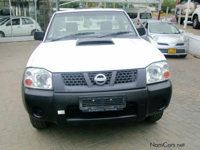 Nissan NP300 2.5  4X4 in Namibia