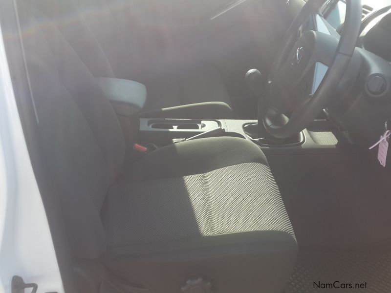 Nissan Navara 2.5 DCI XE in Namibia