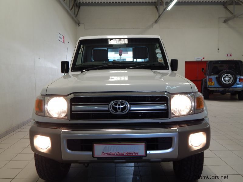Toyota Land Cruiser Pick Up in Namibia