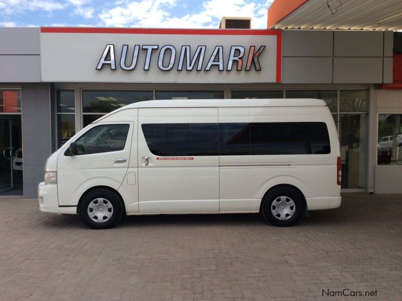 Toyota Quantum 2.5 D-4D 14seater in Namibia