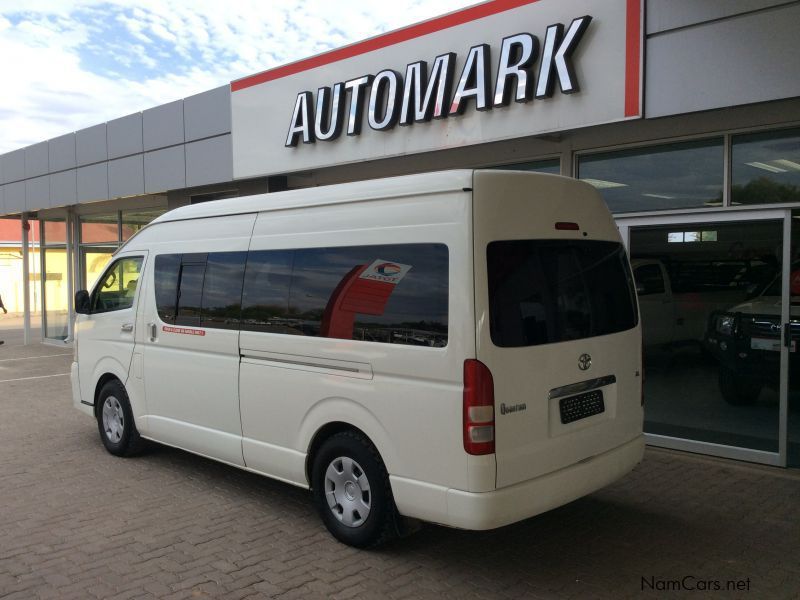 Toyota Quantum 2.5 D-4D 14seater in Namibia