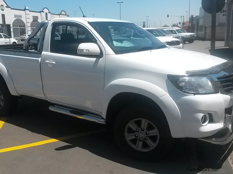 Toyota HILUX 2.7 R/B DAKAR in Namibia