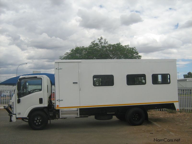 Isuzu NQR500 People Carrier in Namibia