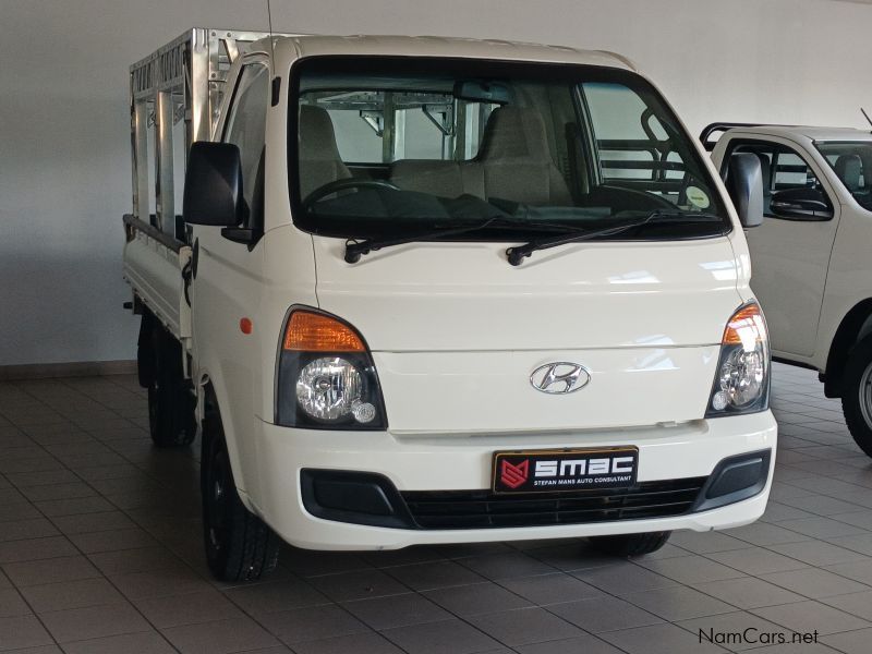 Hyundai 2.6D Dropside Bakkie in Namibia