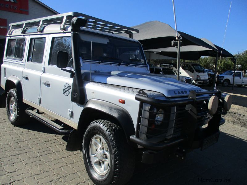 land rover defender 130 puma