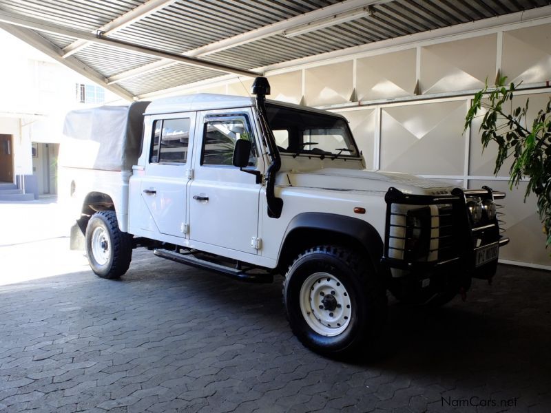 land rover defender 130 puma