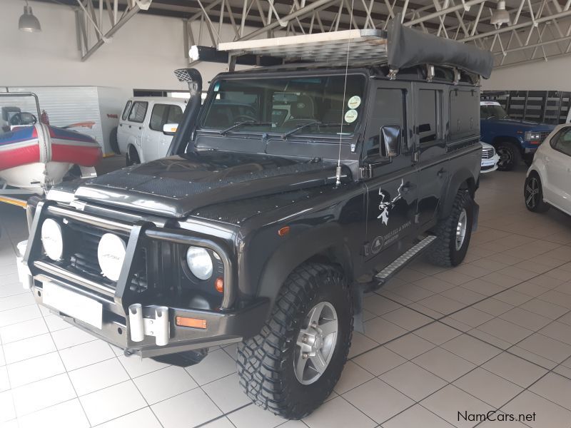 land rover defender 130 puma
