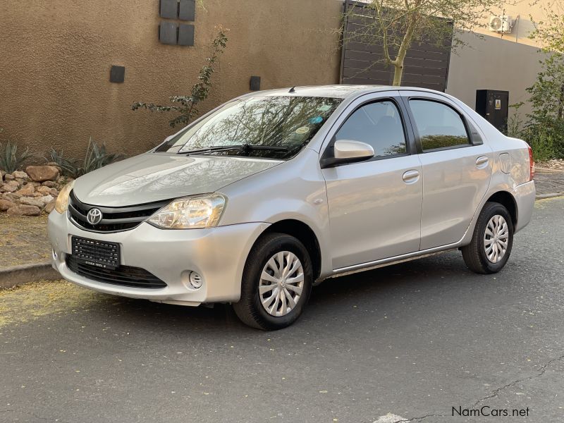 Olx car toyota etios