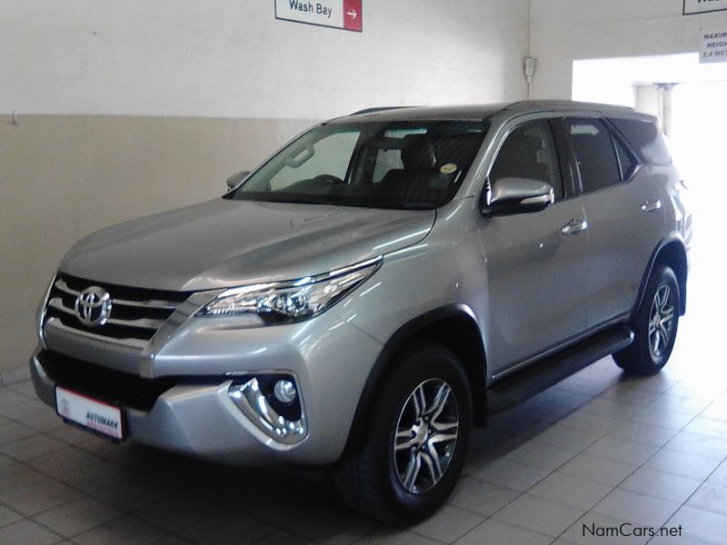 Used Toyota Fortuner 4.0 V6 4X4 A/T | 2016 Fortuner 4.0 V6 4X4 A/T for