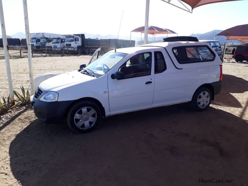 Used Nissan NP200 with canopy 2017 NP200 with canopy for sale