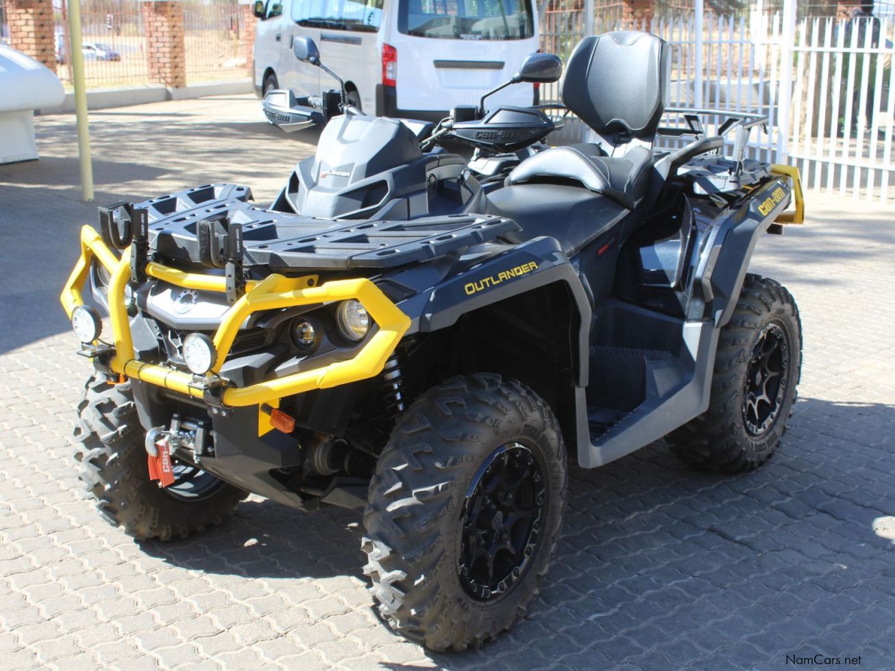 ATV Outlander Max XT1000R en Namibia