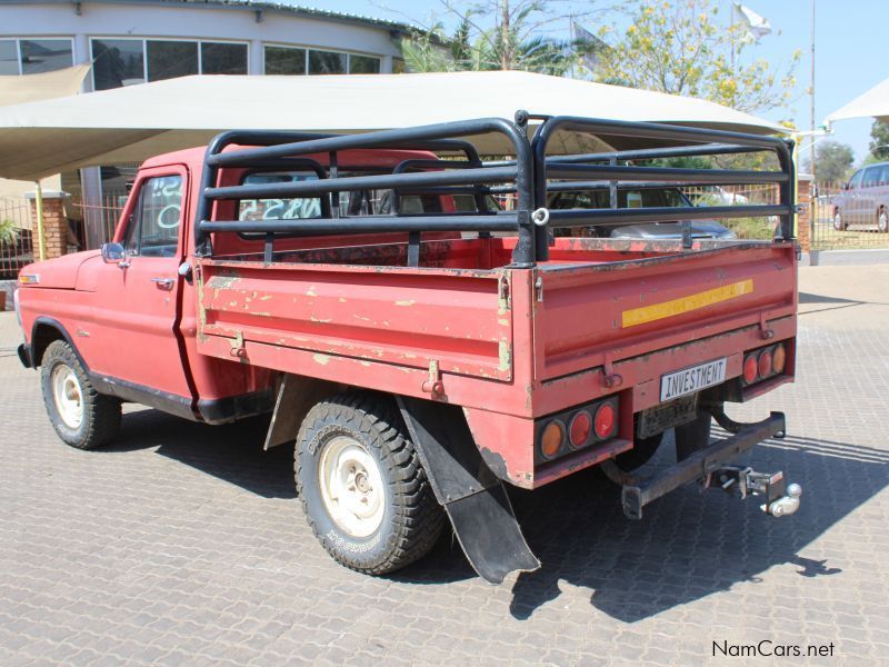 Ford F100 S/C 4X2 in Namibia