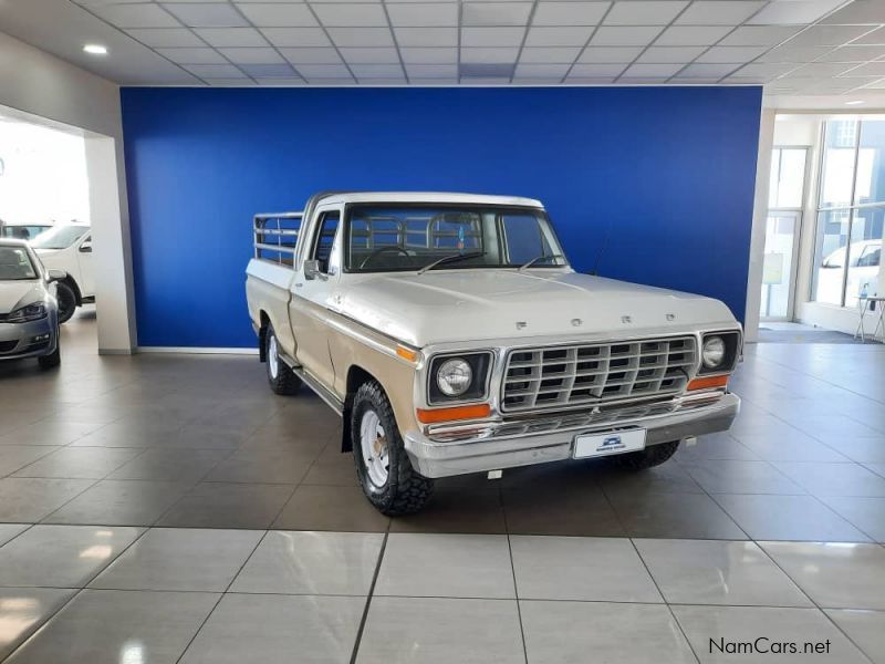 Ford F100 Custom in Namibia