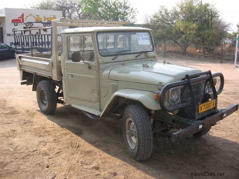 1975 toyota land cruiser pickup