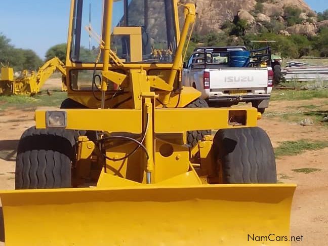 MBU MBU G 4 GRADER in Namibia