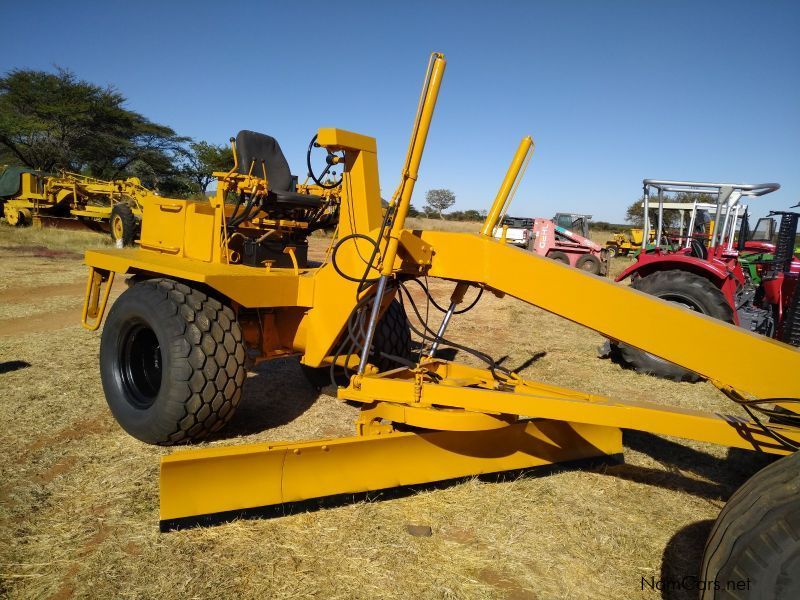 MBU MBU G 4 GRADER in Namibia