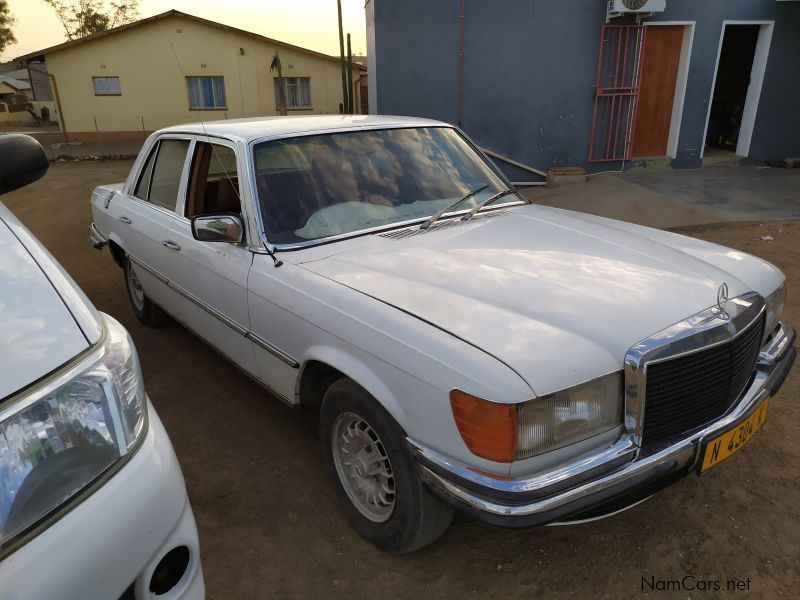 Mercedes-Benz W116 S-Class 280 in Namibia