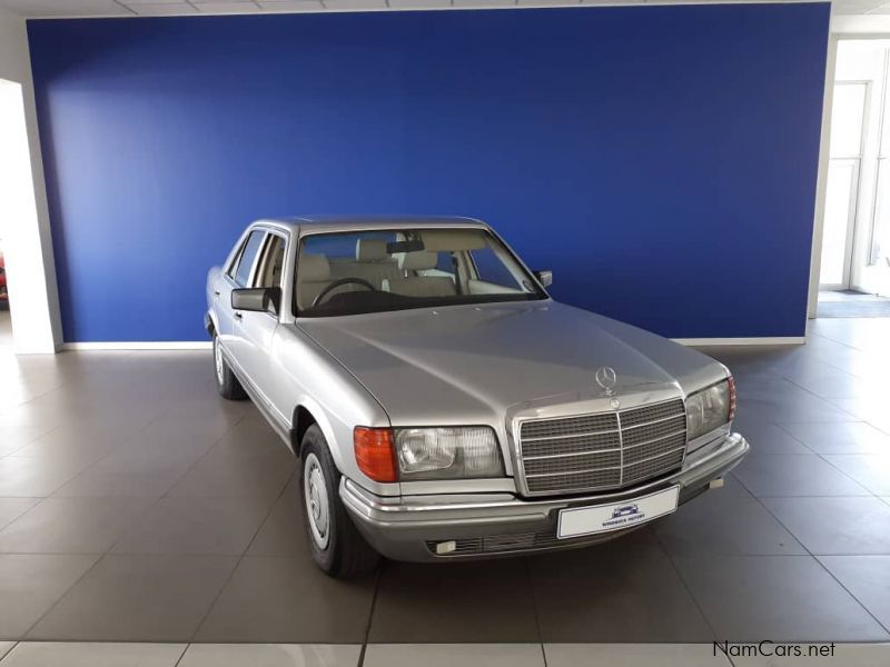 Mercedes-Benz 380SE in Namibia