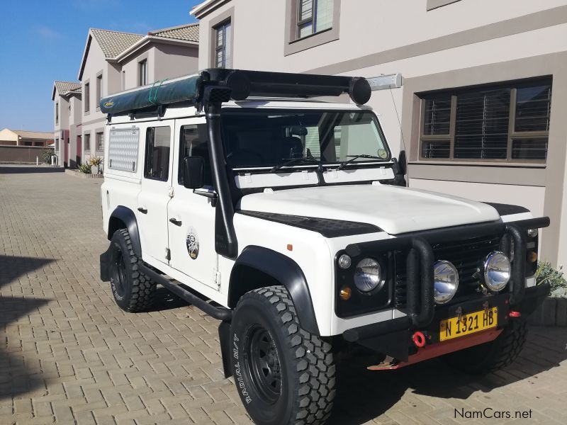 Land Rover 110 Defender in Namibia