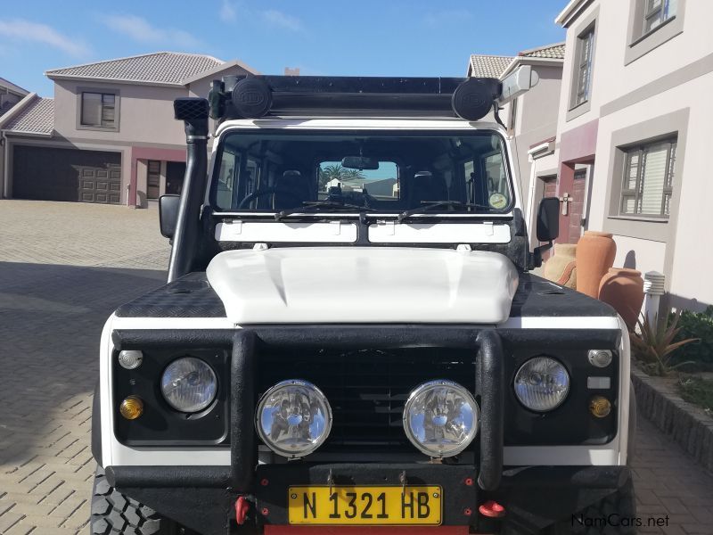 Land Rover 110 Defender in Namibia