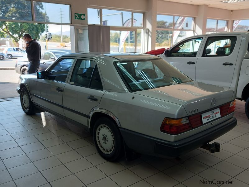 Mercedes-Benz E 260 in Namibia