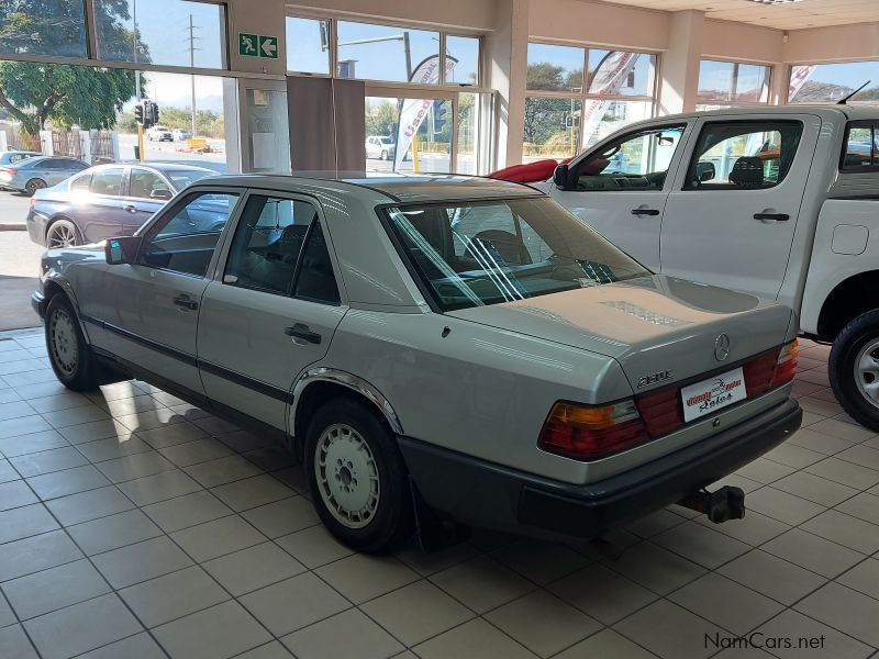 Mercedes-Benz E 260 in Namibia