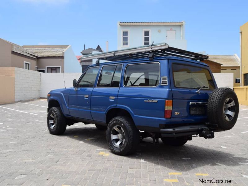 Toyota Land Cruiser 3.9 3F in Namibia