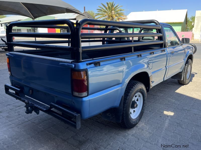 Mazda B2600 4X4 in Namibia