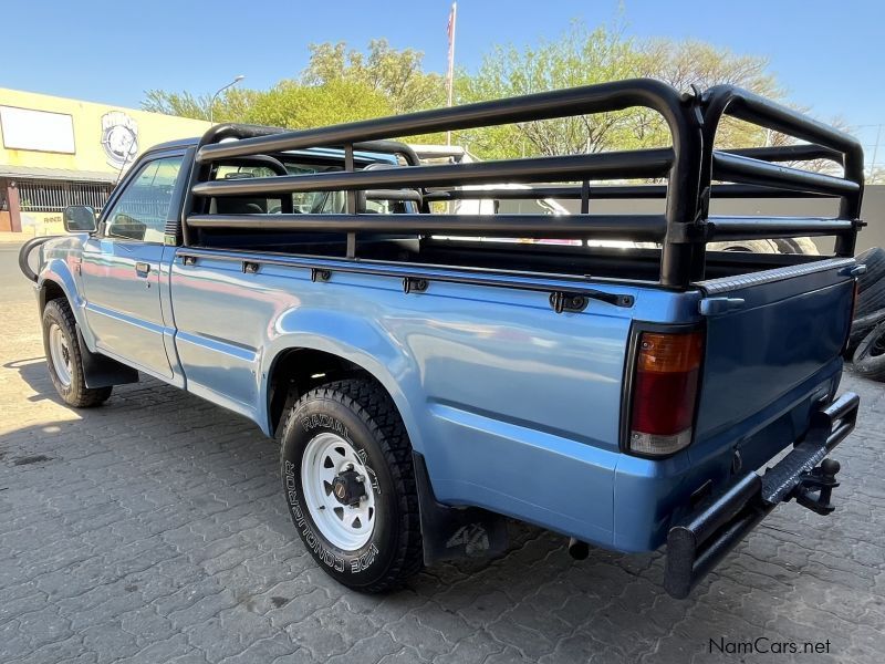 Mazda B2600 4X4 in Namibia