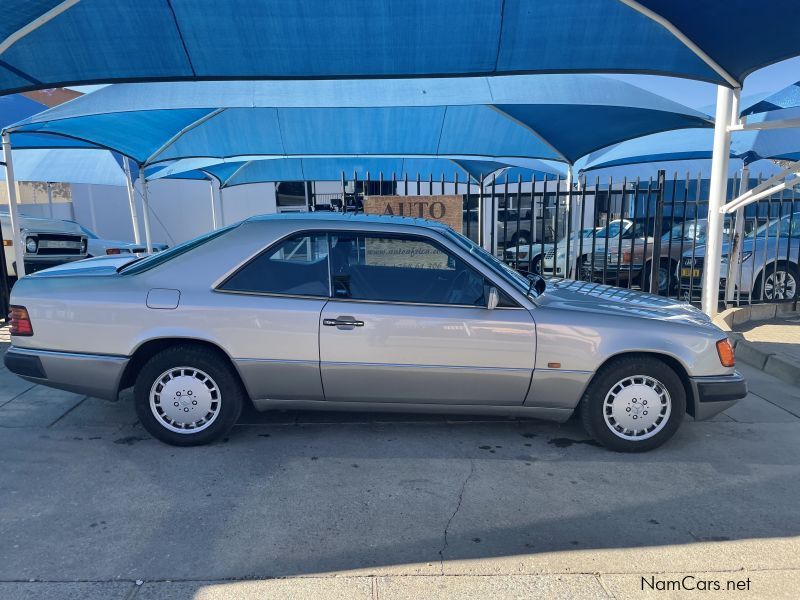 Mercedes-Benz 300 CE in Namibia