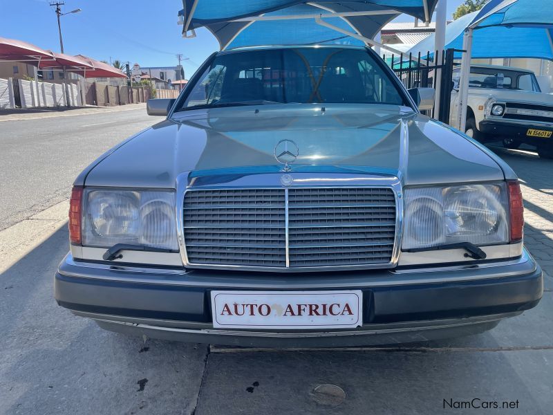 Mercedes-Benz 300 CE in Namibia