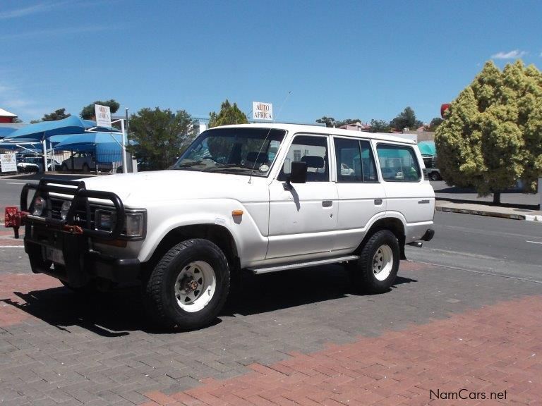 Toyota LAND CRUISER 3F 3.9 GX in Namibia