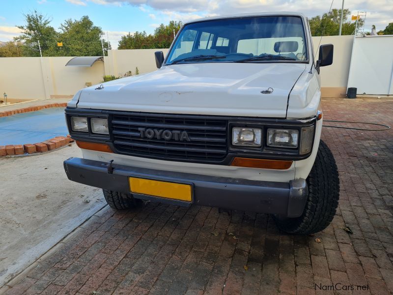 Toyota Land Cruiser FJ62 in Namibia