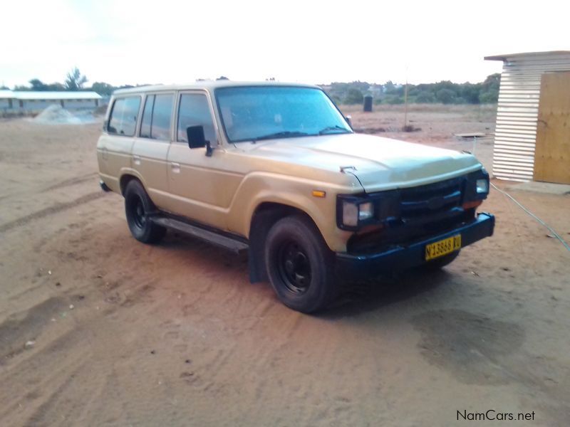 Toyota Land Cruser 3.9 straight 6 in Namibia