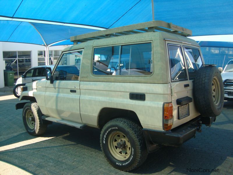 Toyota Land Cruiser 4.2  4x4 in Namibia