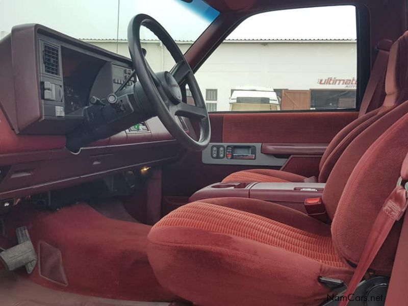 Chevrolet 1500 Pick-Up 454 ss V8 7.4L in Namibia