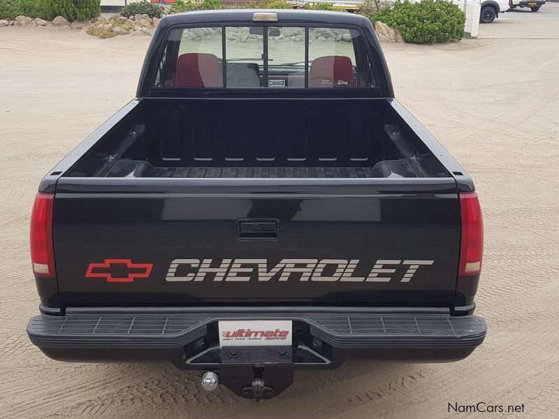 Chevrolet 1500 Pick-Up 454 ss V8 7.4L in Namibia