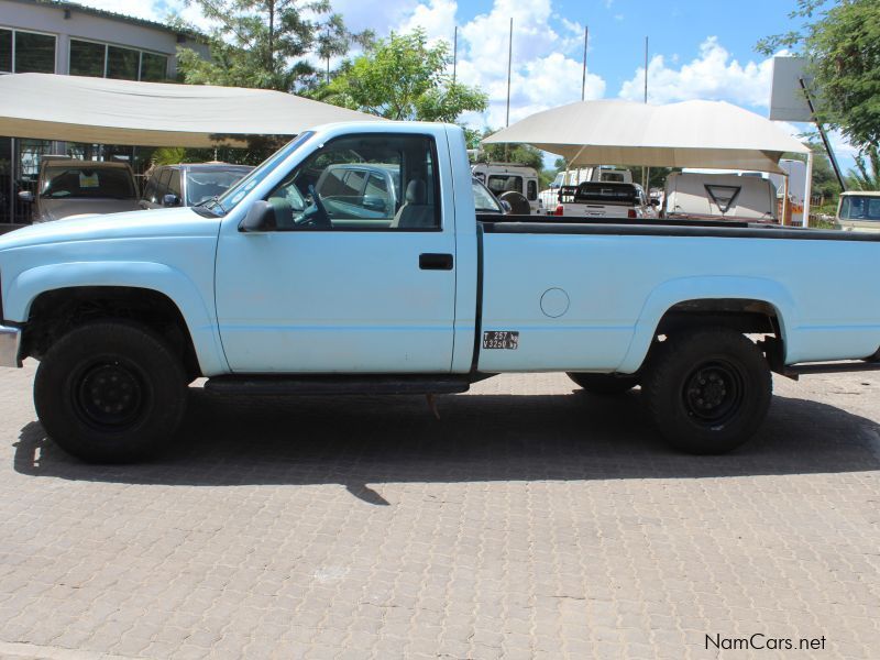 Chevrolet Chev 2500 5.7 V8 4x4 in Namibia