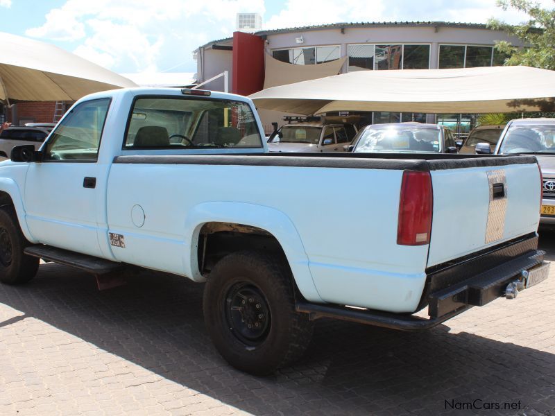 Chevrolet Chev 2500 5.7 V8 4x4 in Namibia